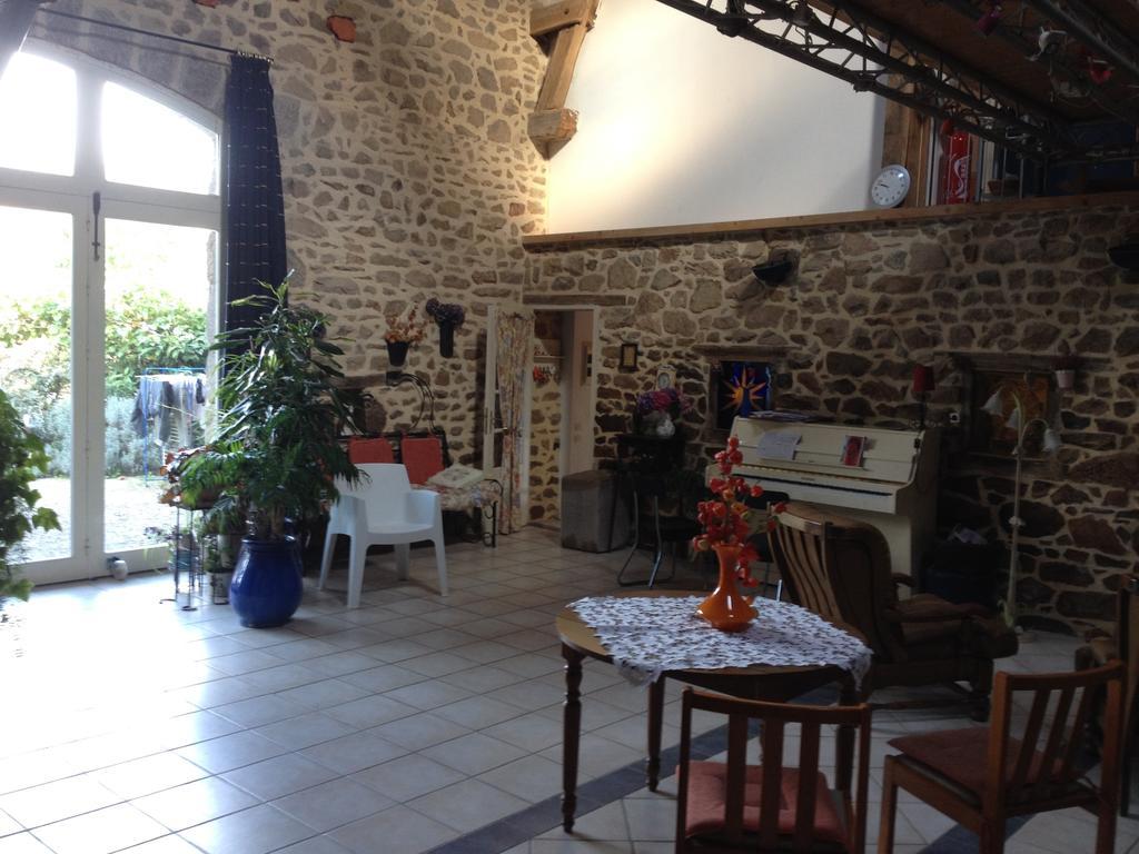 Le Pigeonnier De Quarré Bed and Breakfast Esterno foto