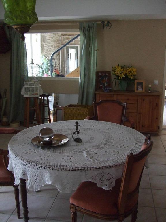 Le Pigeonnier De Quarré Bed and Breakfast Esterno foto